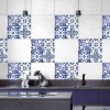 Samolepicí dekorace Crearreda Tile Cover Azulejos 31223 Kachlík, modro-bílé ornamenty