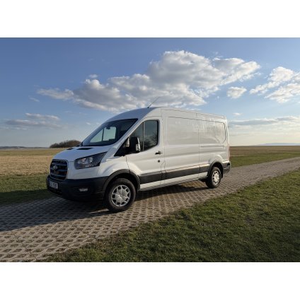 Pronájem vozidla Ford E-Transit L3 68kWh