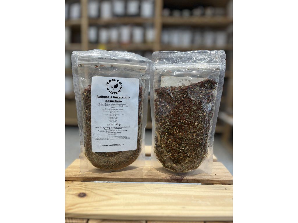 Rajčata s bazalkou a česnekem 100g