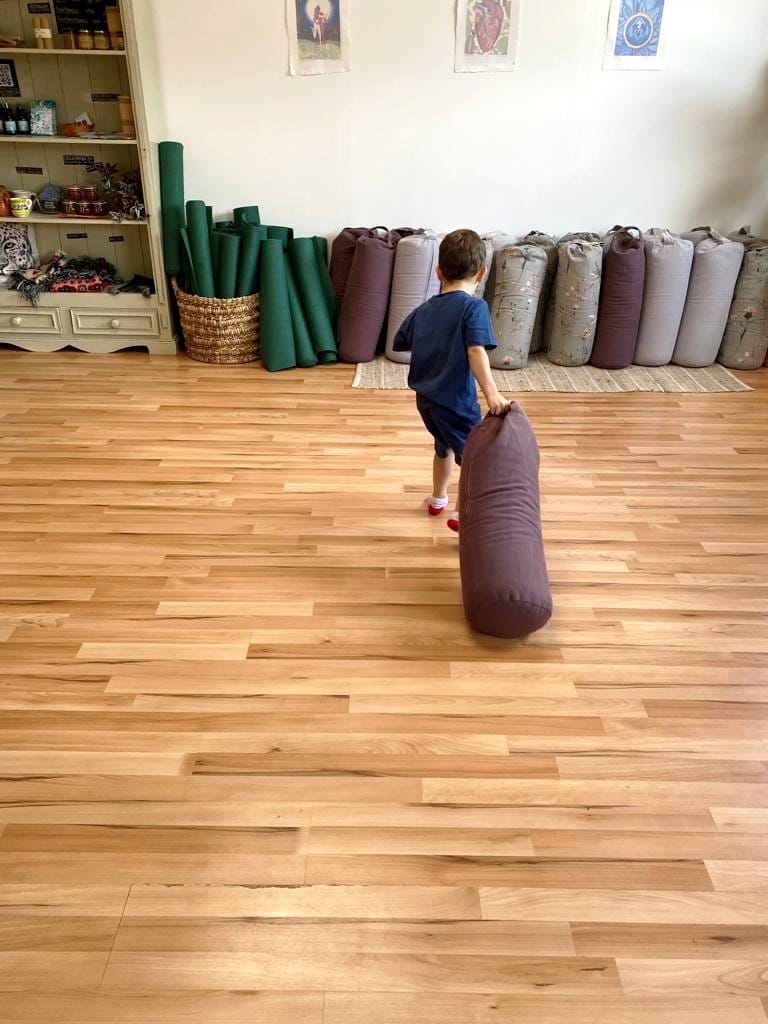 Jak jóga a mindfulness pomáhají dětem zvládat emoce a najít klid