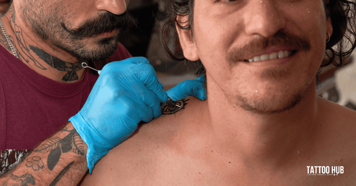 Jak na handpoke tetování