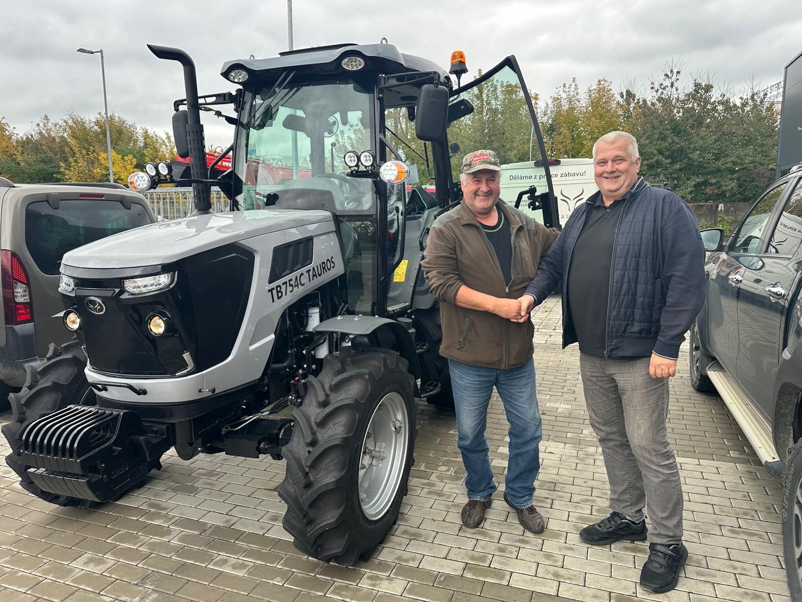 První Tauros TB754 má svého majitele! 🚜🔥