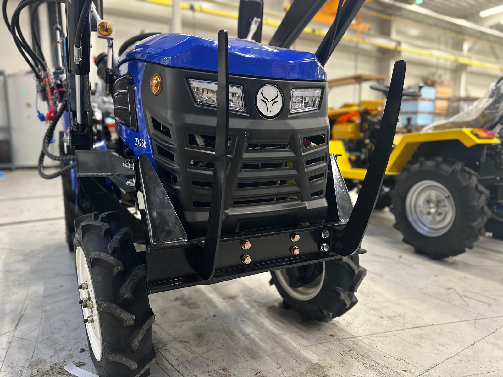 🔥 Revoluce v malotraktorech! TAUROS ZX25 nyní s čelním nakladačem TZ02D – víc síly, víc výbavy, stejná cena! 🔥