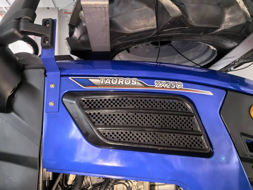 Tauros ZX25 approaching the Czech Republic