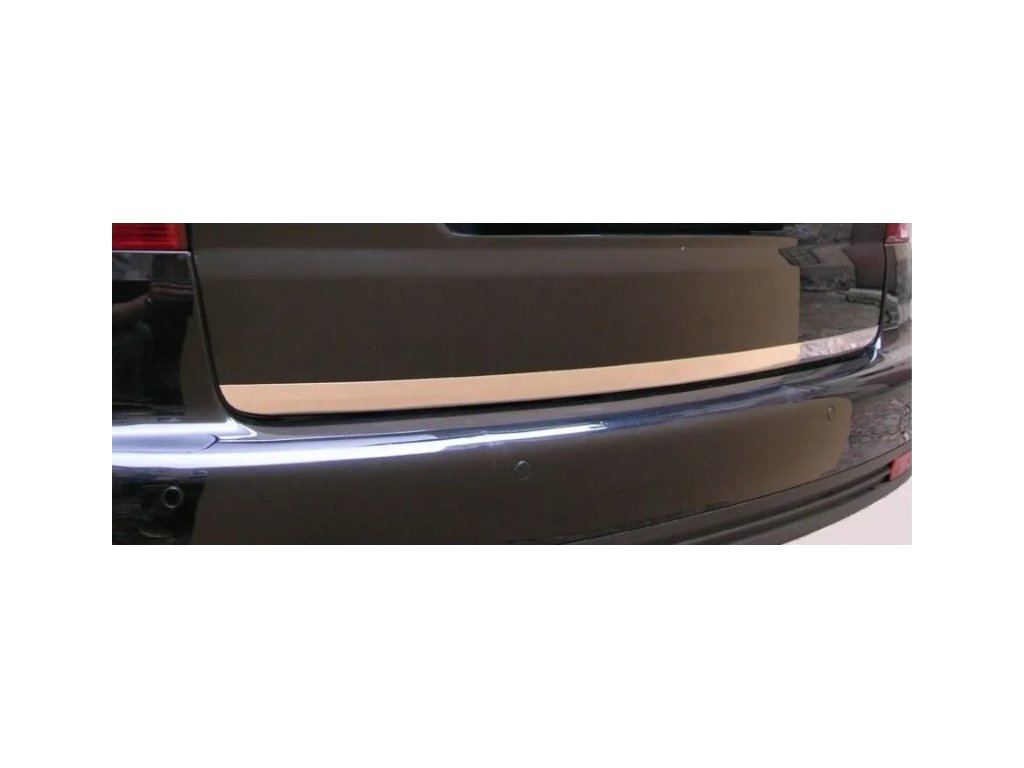 Nerezová lišta na hranu zadních dveří Volkswagen Passat B7 sedan 01web