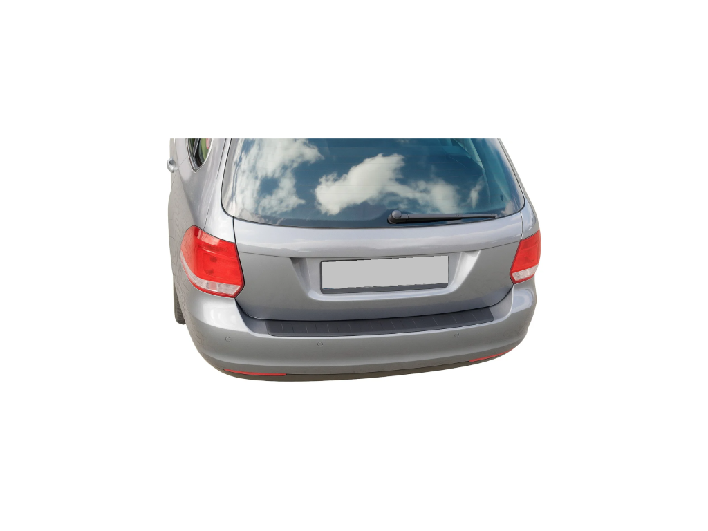Plastová ochranná lišta na hranu kufru Volkswagen Golf 5 Golf 6 variant černá 01web