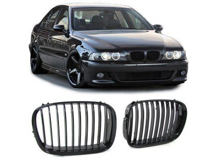 Maska BMW 5 E39 černá lesklá jednoduchá 01