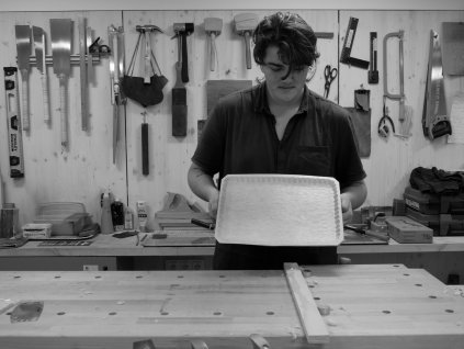 Individual woodcarving course in Prague with TeaTom making wooden objects workshop for foreigners hold in Prague woodcarving in Prague 2