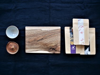 Beginners tea set handcarved wooden tray shiboridashi tea bowl and 3 samples of specialty tea from small growers gift tea set 1