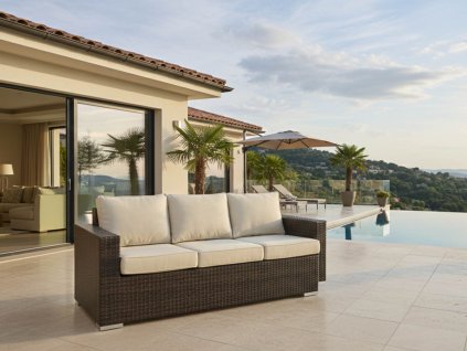 Sedačka z umělého ratanu