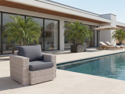 Sedačka z umělého ratanu