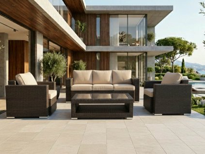 Sestava z umělého ratanu