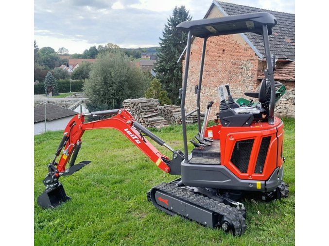 Minibagr 1,6 t - Nepoužívany