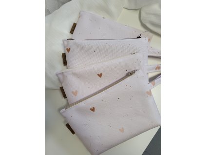 Malá taštička 20 x 14 cm srdce