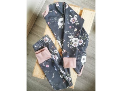Flowers pyžamo