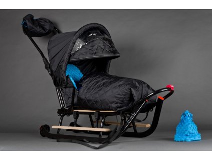 Dětské sáňky s fusakem MINKY stříškou a čepicí Černo-modré