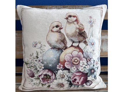 kuřátka na velikonočních vajíčkách