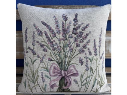 Svazek levandule s mašlí