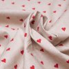 Bavlněná látka metráž – červená srdce na hnědém podkladu