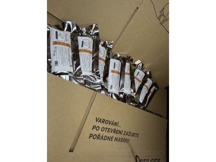 Chci ochutnat - Hovězí tyčinka s arašídy a datlemi