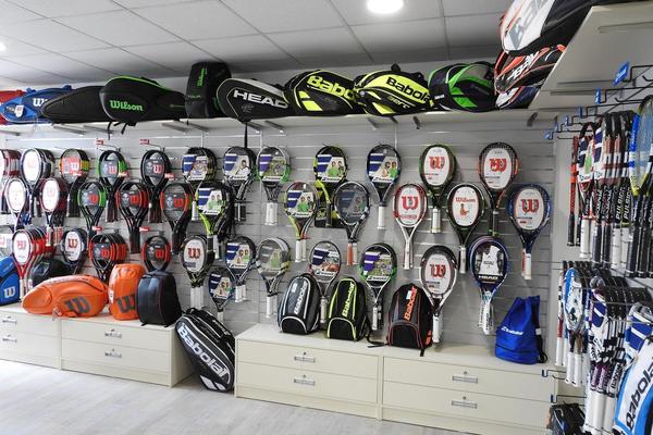 Nabídka raket v prodejně Tenis4you
