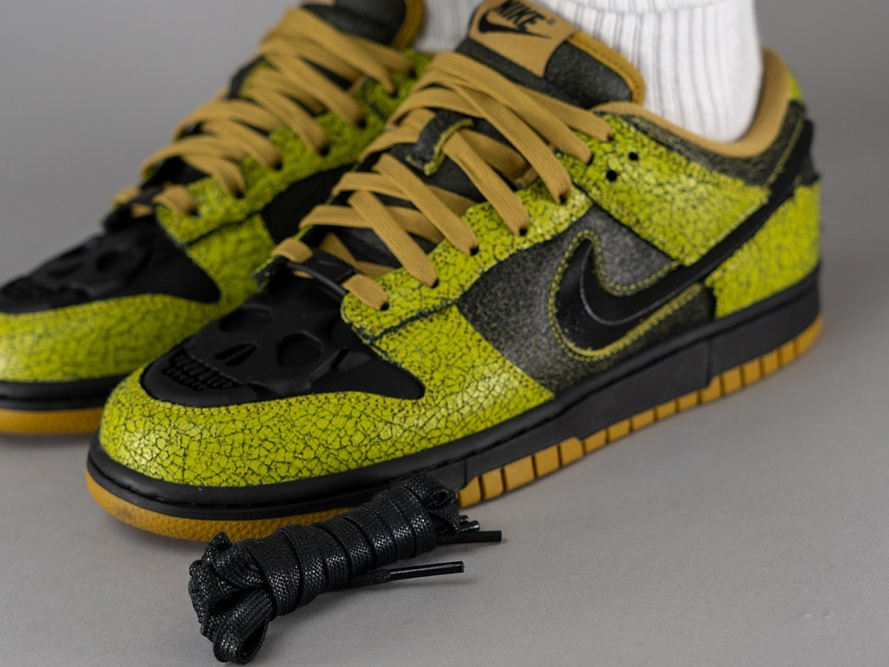 nike-dunk-low-halloween-teniskozrout-4_1