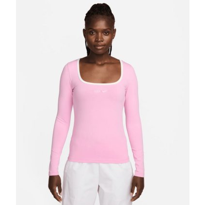 T-shirt Nike Sportswear-Dámské triko (Velikost S)