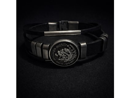 Náramek Diesel v černém provedení s kovovým medailonem