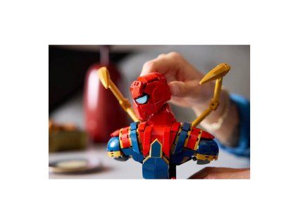 lego marvel busta iron spider mana 76326 image1 big ies96441798