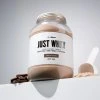 Just Whey Grass-Fed Proteín – GymBeam (Príchuť slaný karamel, Gramáž 1000 g)