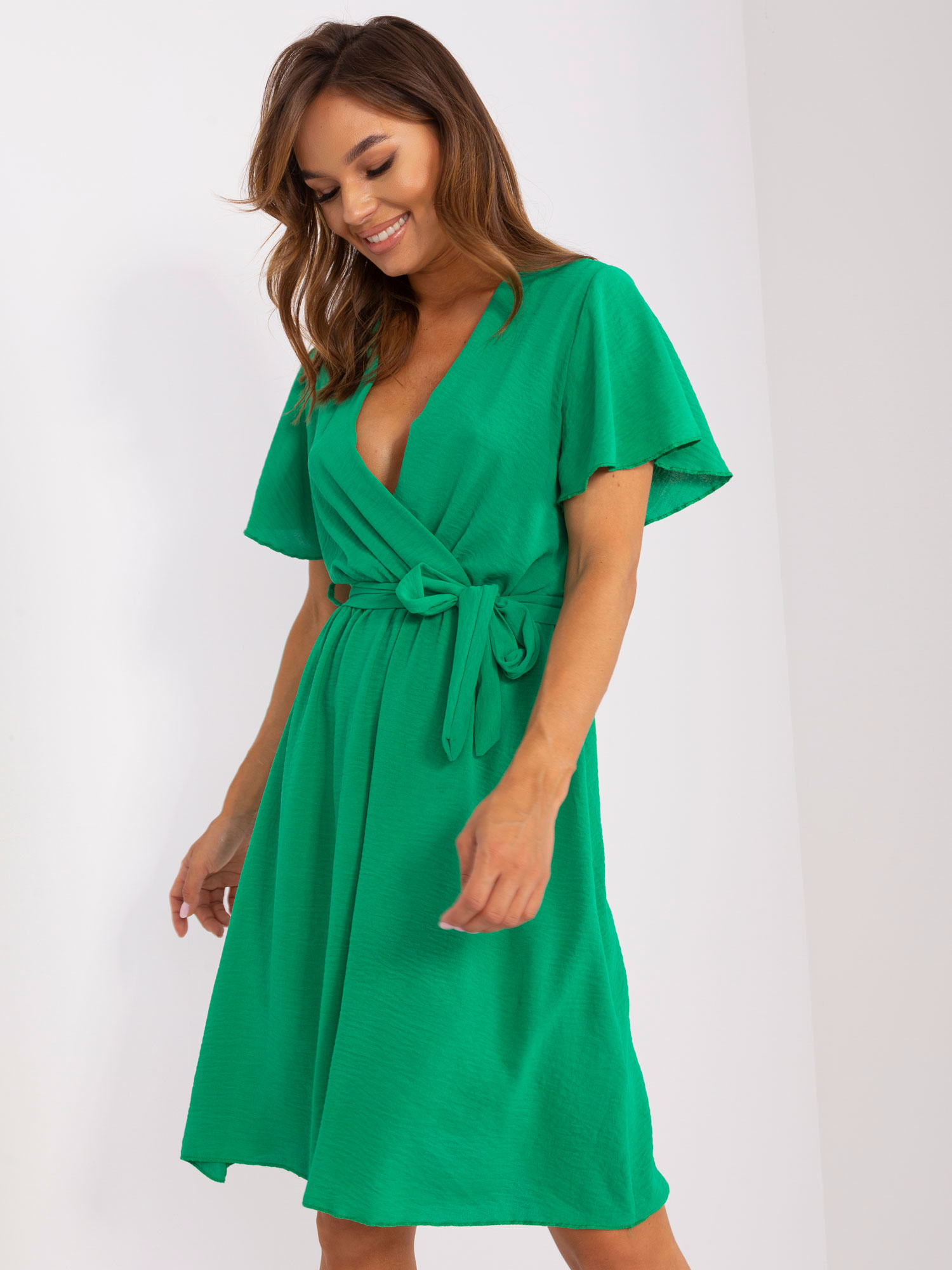 Zelené dámske letné šaty s volánmi - TENTATION.SK