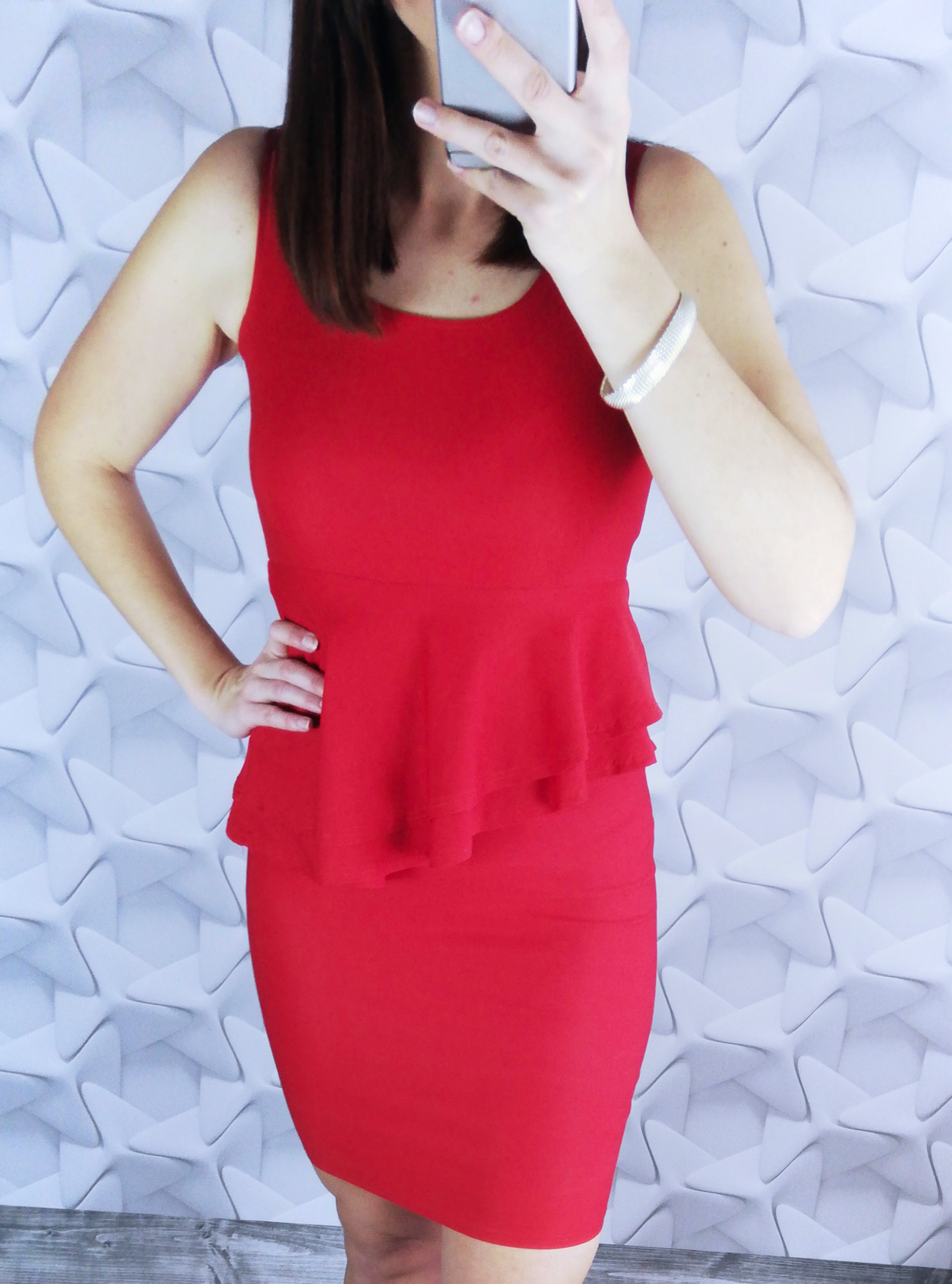 dámske šaty,damske saty,elegantné šaty,koktejlové šaty, koktejlove saty,krátke šaty,červené šaty, letné šaty, peplum šaty,