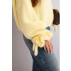 pol pl Sweter damski z dodatkiem moheru z grubym splotem i ozdobnymi rekawami zolty 37167 4 11zon