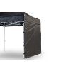 Černá boční stěna plachta k párty stanu.