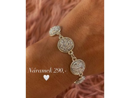 832FD8F1 0D48 449E BDFE 354A81457B41