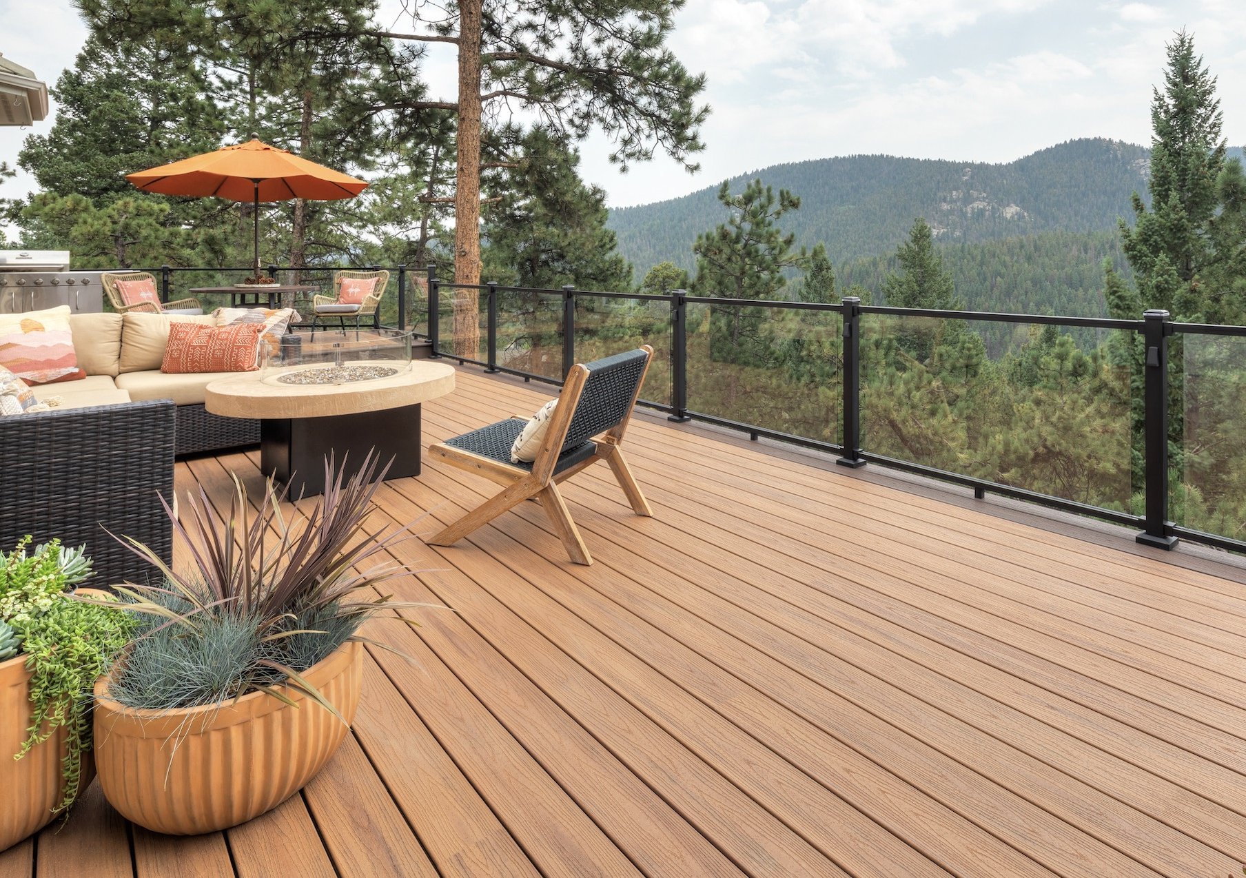 Letné terasy - 15 inšpirácií: nápady na terasu k domu, ktoré zvládnete aj svojpomocne