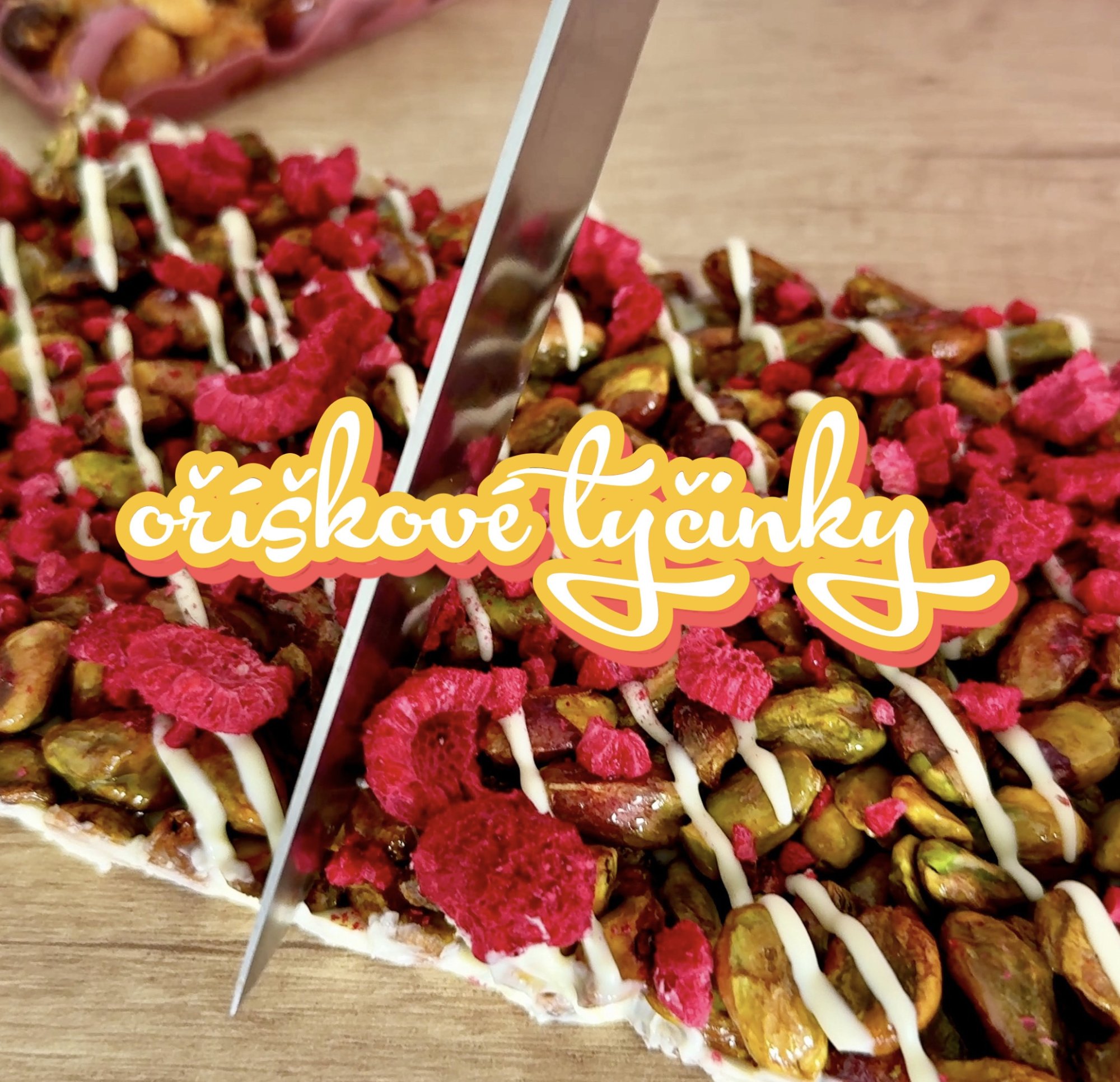 Oříškové tyčinky s čokoládou