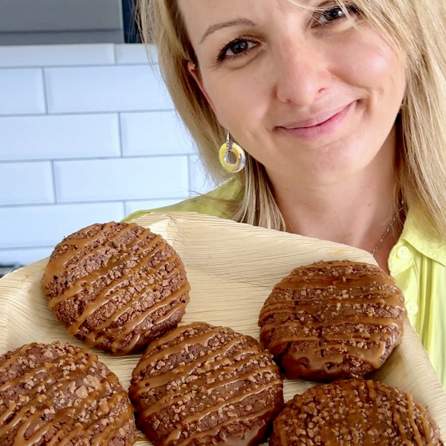 Čokoládové coookies s karamelem