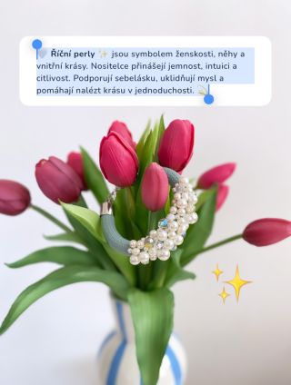 Tenhle set na přání mě hodně bavil 😍🩵 Kristýnka si přála náhrdelník a k němu i ladící náramek 🩵 Šperky jsou vyrobené z...