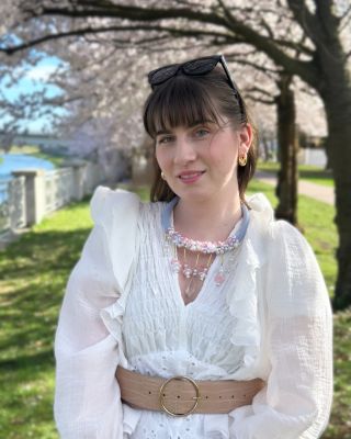 Tenhle nový náhrdelník je láska 🌸😍 jmenuje se Unicorn dust a jsem do něj naprosto a nezvratně zamilovaná 😍🦄 🙌🏻 Na jeho...