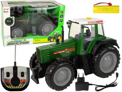 Zeleno-černý traktor F975 na dálkové ovládání