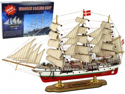 Sběratelský model plachetnice Danmark