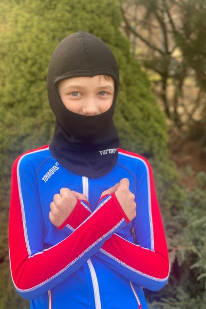 KUKLA DETSKÁ čierna