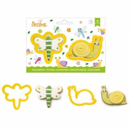 122522 1 vykrajovatka vazka a snek decora