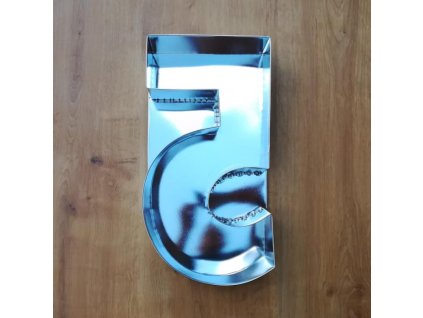 18661 dortova forma ve tvaru cisla 5