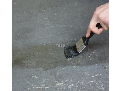 Aplikácia primeru na savé materiály