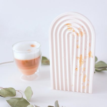 Tácek a dekorace v jednom Rainbow