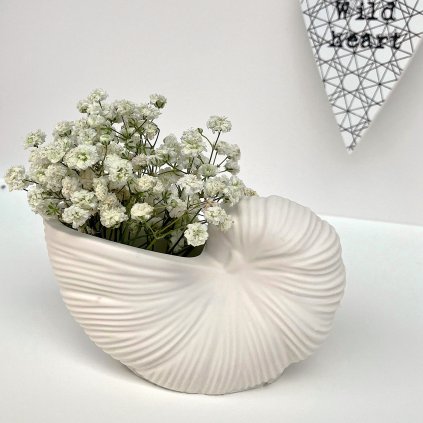 Vázička ve tvaru mušle Shell