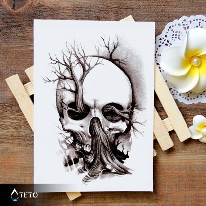 Skull with tree