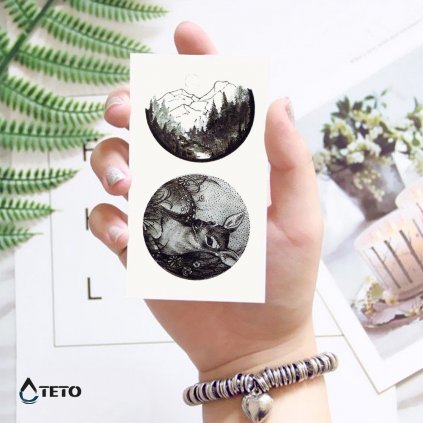 Doe and mountains - set